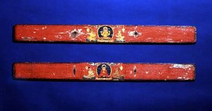 Cubiertas de sutra que representan un Bodhisattva sentado (Prajnaparamita) (arriba) y Buda rodeado por una mandorla (abajo), c.1100
